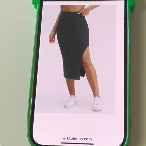Fabletics Skirt with matching Tank - Picture 7 of 8